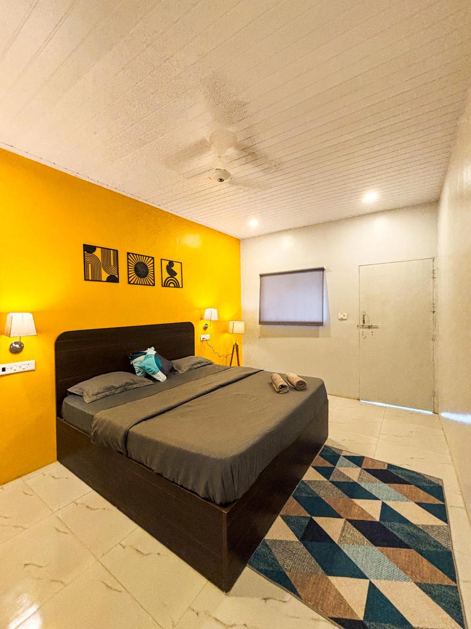 Traverse Luxe Hostel ปาโลเลม ภายนอก รูปภาพ