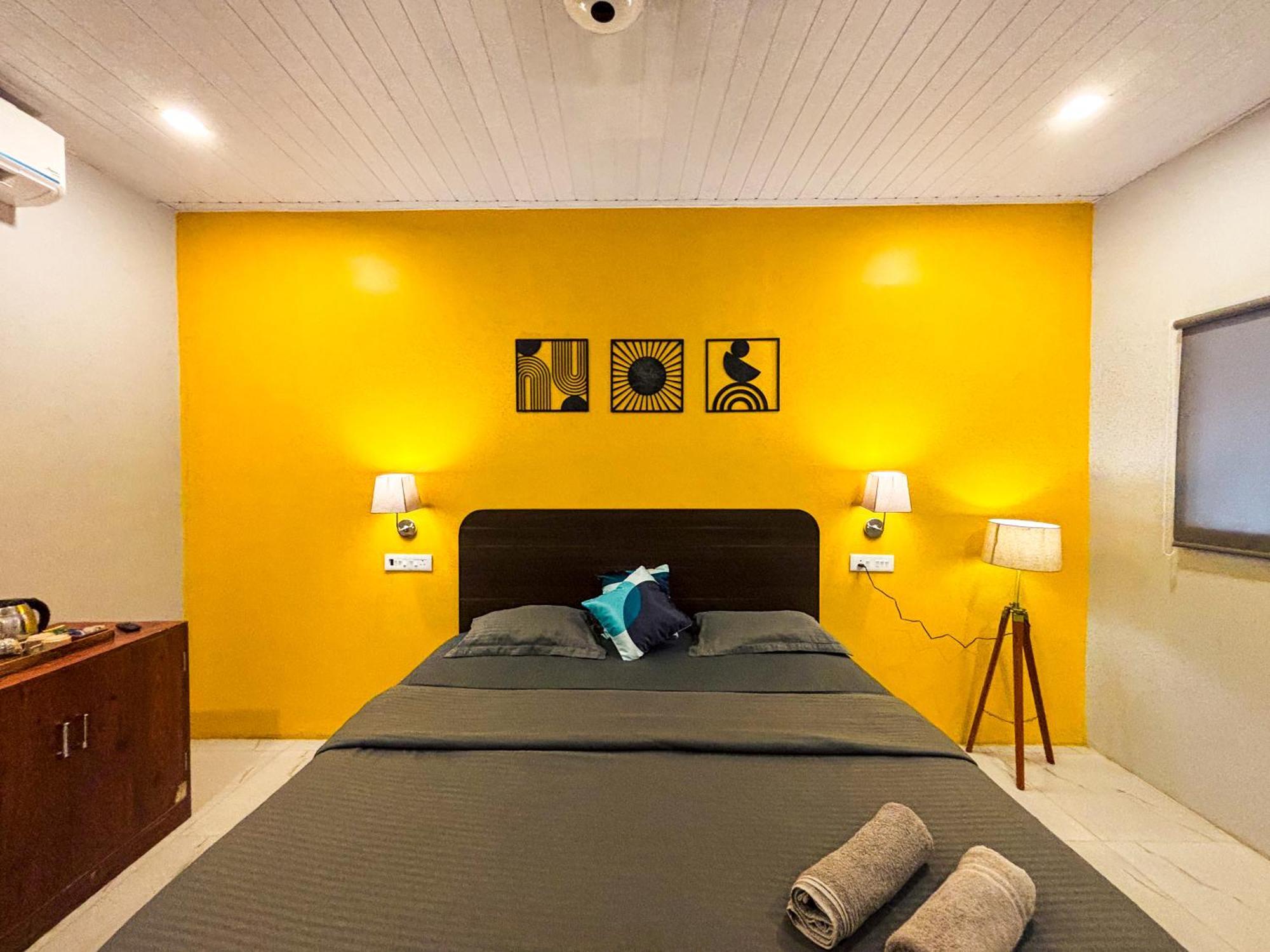 Traverse Luxe Hostel ปาโลเลม ภายนอก รูปภาพ