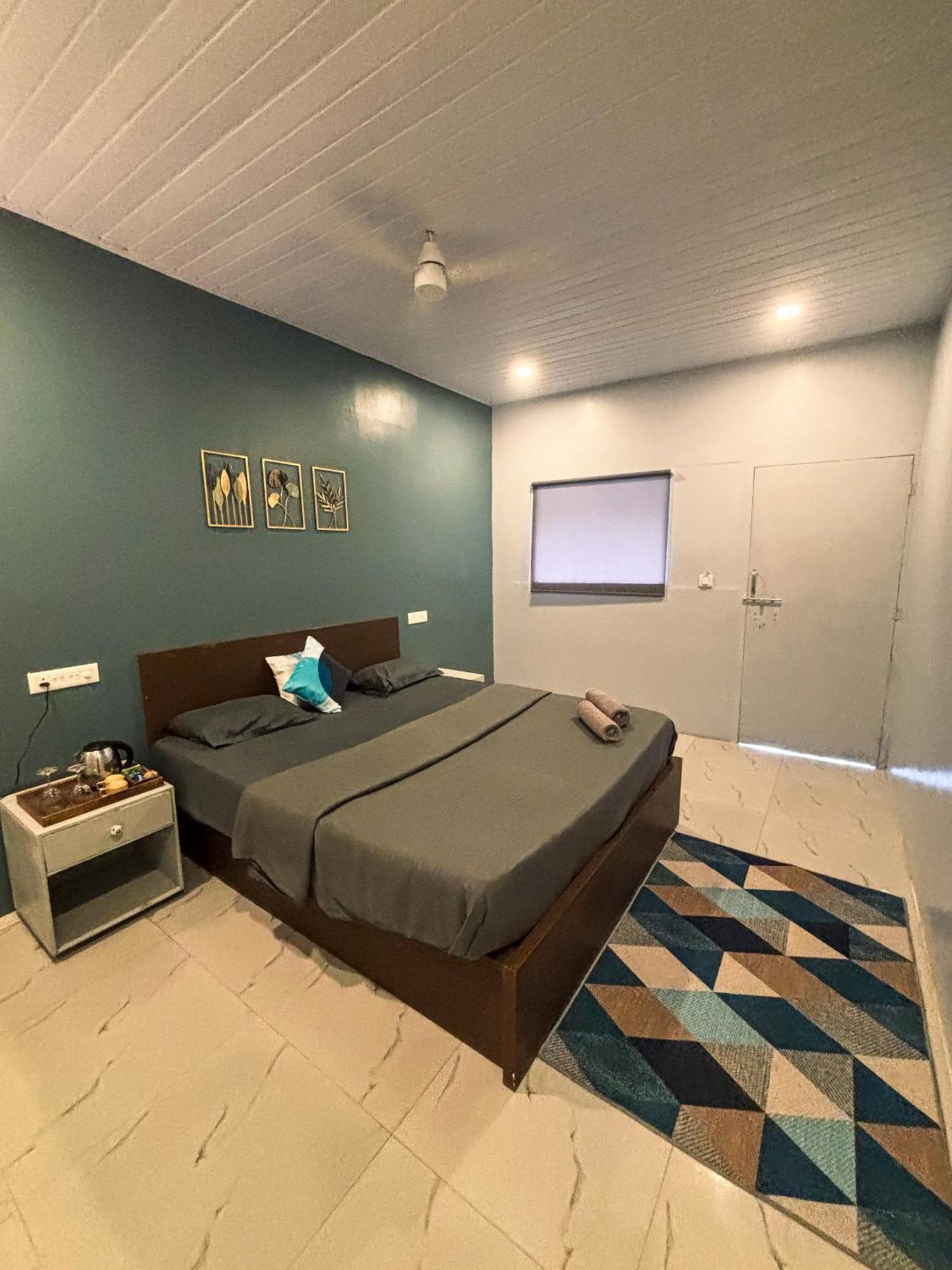 Traverse Luxe Hostel ปาโลเลม ภายนอก รูปภาพ