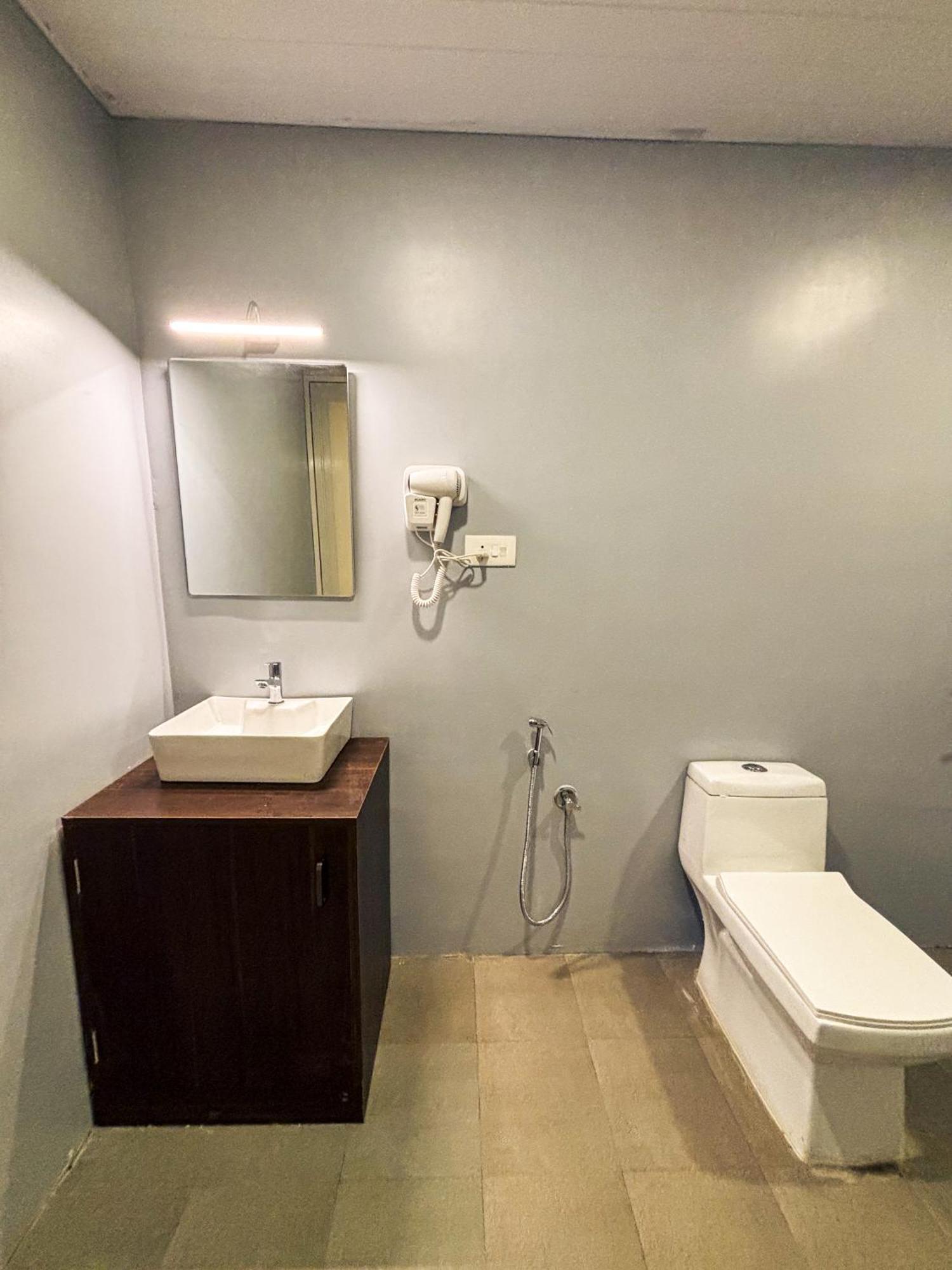 Traverse Luxe Hostel ปาโลเลม ภายนอก รูปภาพ